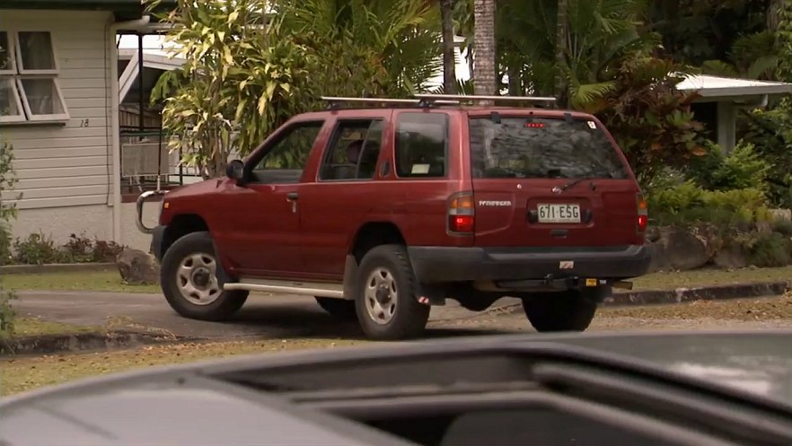 IMCDb.org: 1998 Nissan Pathfinder RX [R50] in 