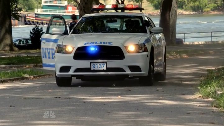 2011 Dodge Charger Pursuit [LD]