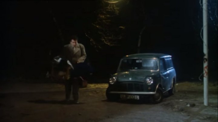 1977 Mini Van [ADO15]