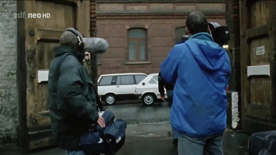 Mitsubishi Space Wagon GLX [D00]