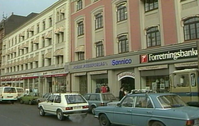 1974 Mercedes-Benz [W115]