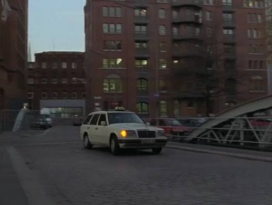 1990 Mercedes-Benz T [S124]