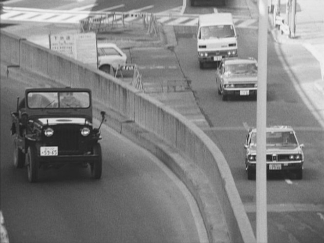 IMCDb.org: 1971 Isuzu Elf in "Kuroki Taro no ai to bôken, 1977"