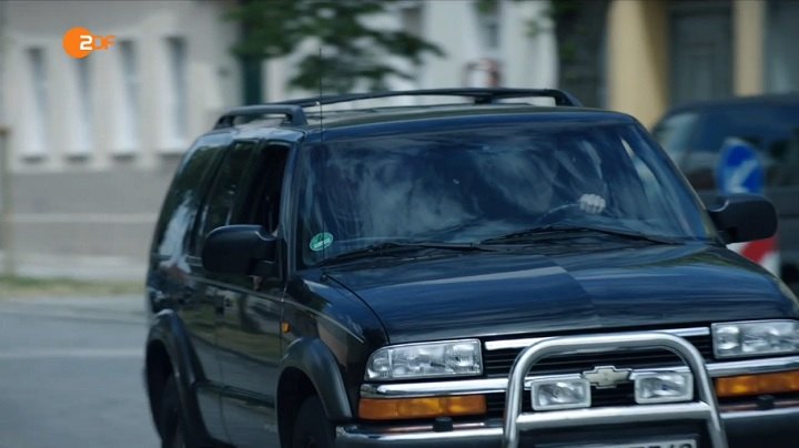 1999 Chevrolet Blazer [GMT330]