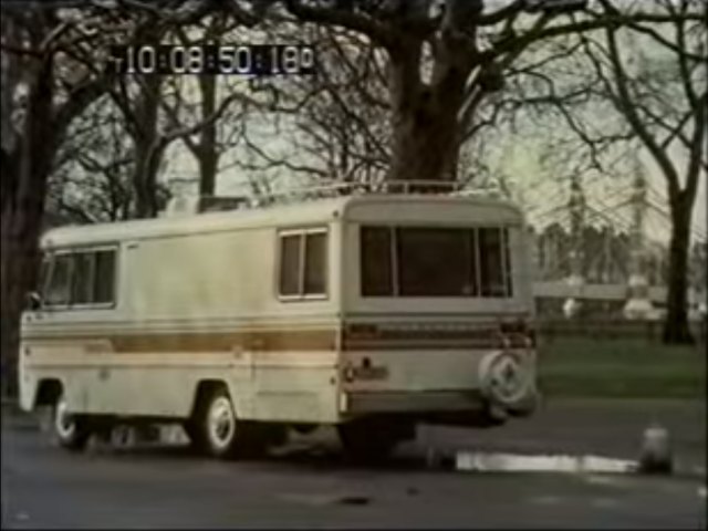 1975 Superior 2000
