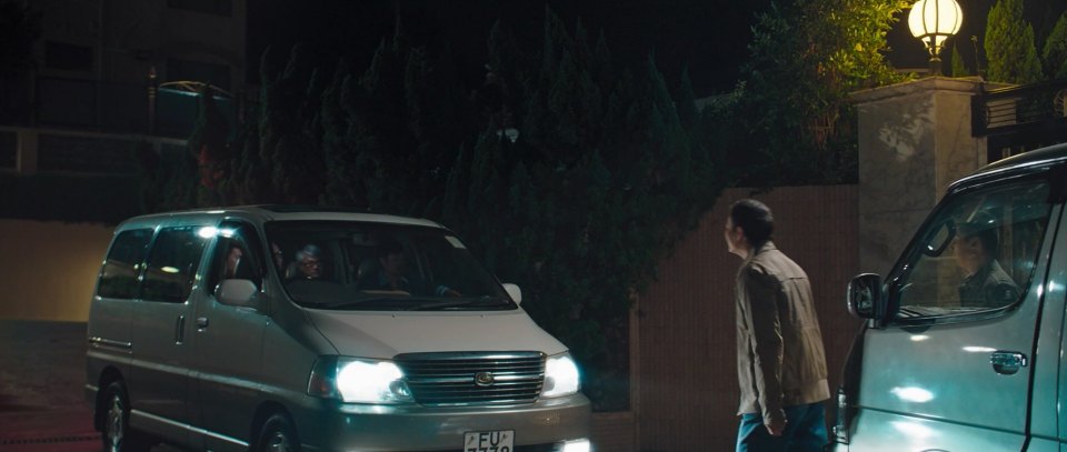 1999 Toyota Granvia V6 [XH10]