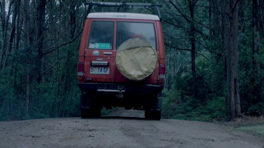 1989 Toyota Land Cruiser Troop Carrier [HJ75V]