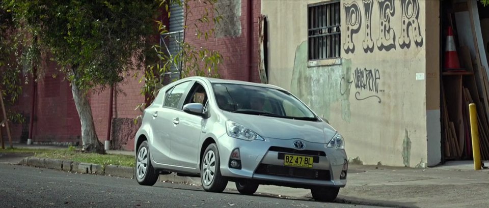 2012 Toyota Prius c [NHP10]