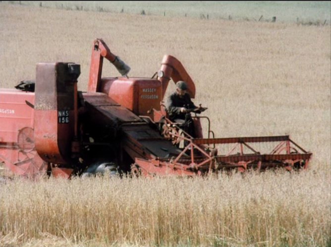 1961 Massey Ferguson 780 combine harvester
