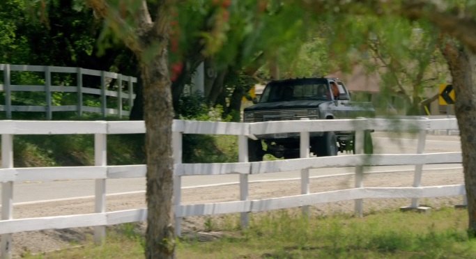 1988 Chevrolet V-30 Crew Cab