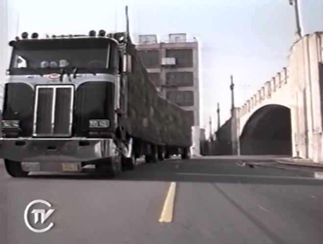 Peterbilt 362