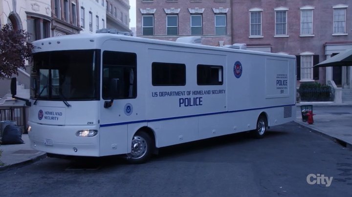 2004 Itasca Meridian