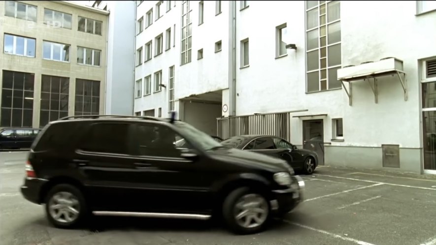 2002 Mercedes-Benz ML [W163]